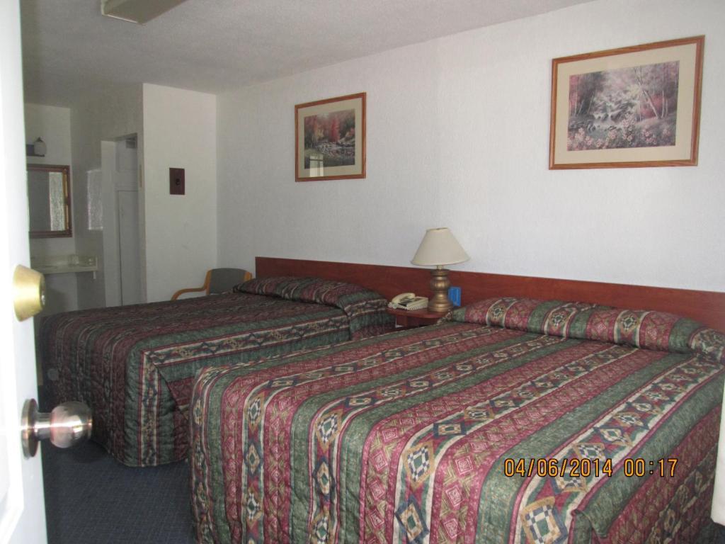 Evening Star Motel Greenwood Esterno foto