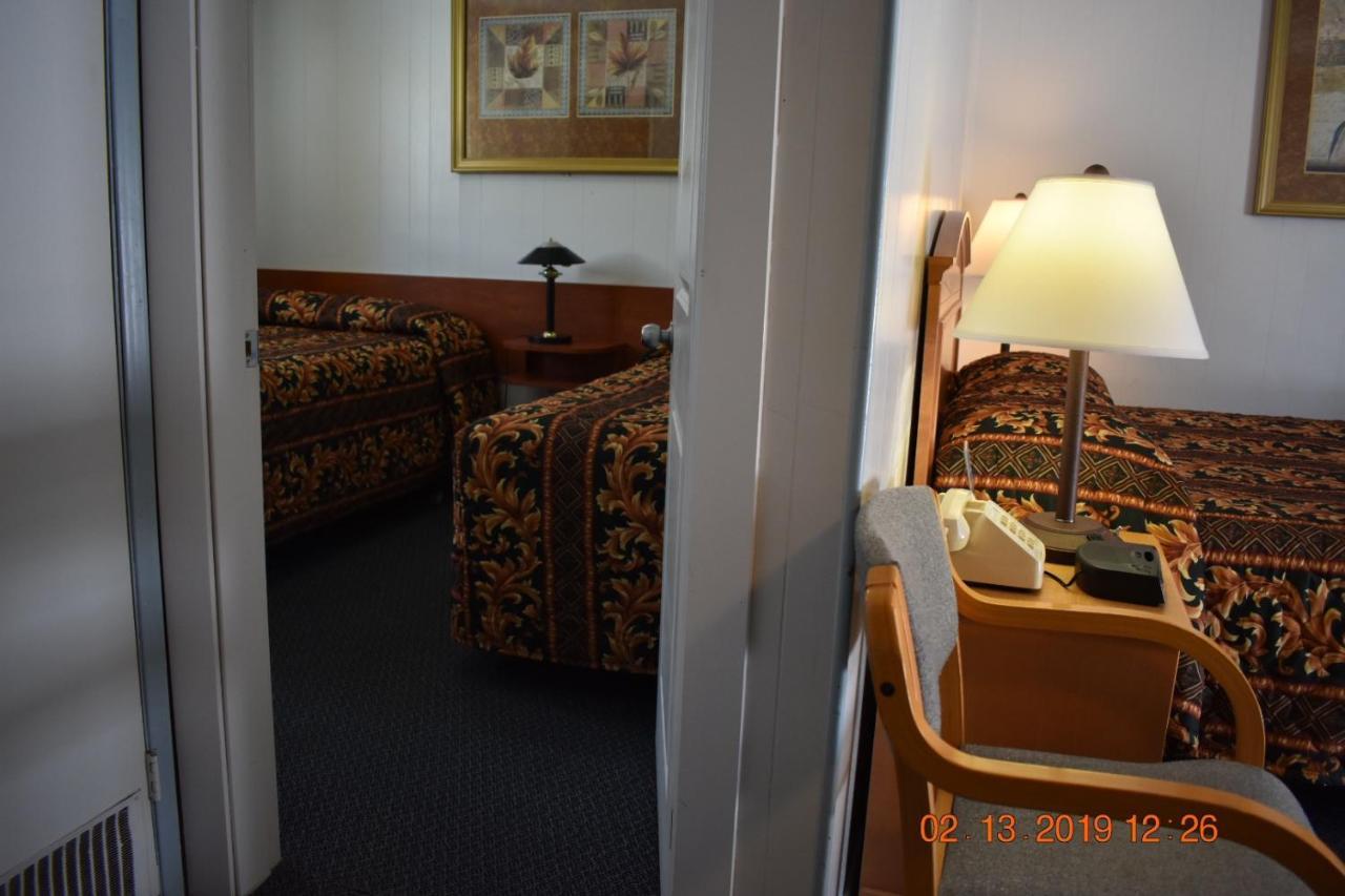 Evening Star Motel Greenwood Esterno foto