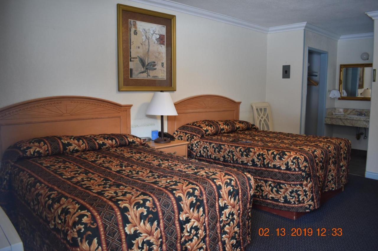 Evening Star Motel Greenwood Esterno foto